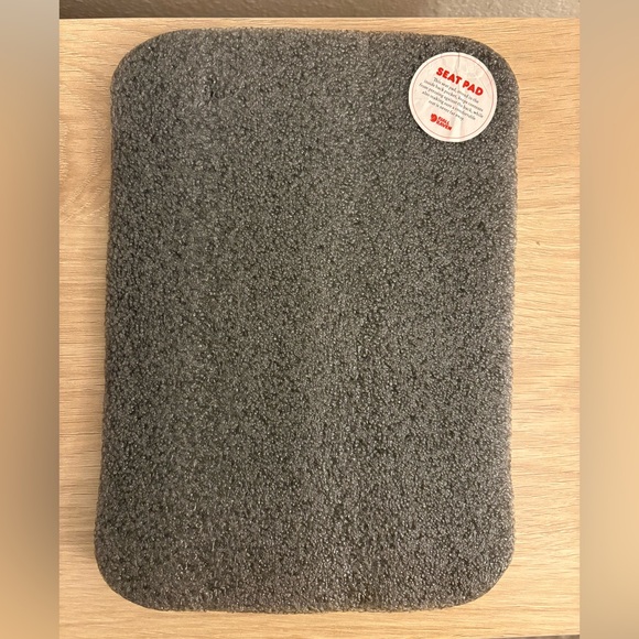 Fjallraven Kanken Mini Backpack Unisex in Super Gray - Picture 11 of 15